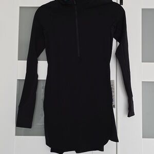 NWT LULULEMON Nulux Long-Sleeve Tennis Dress Size 4 BLACK